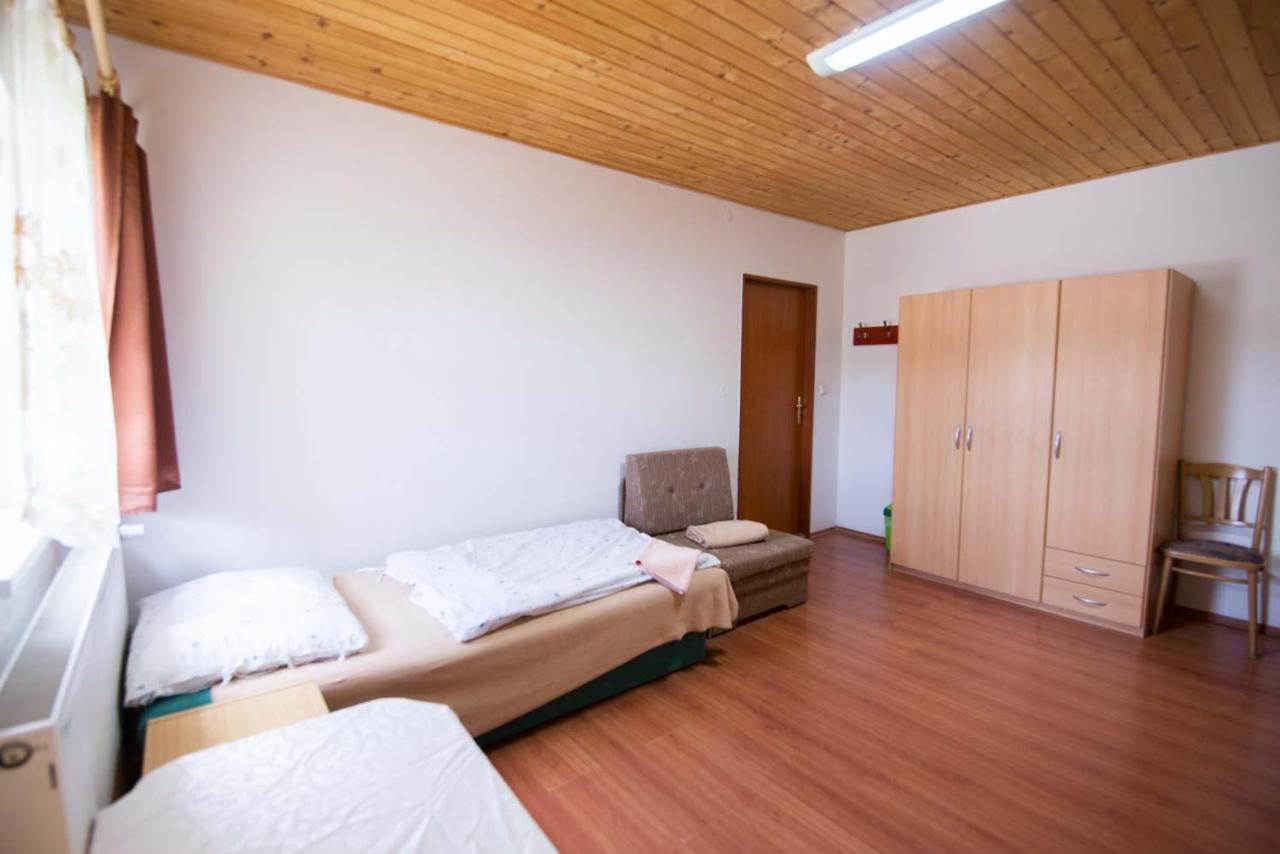 Krahule Konica Hotel Zewnętrze zdjęcie